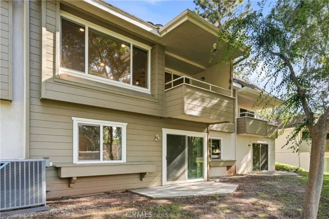 22131 Caminito Vino, Laguna Hills, CA 92653