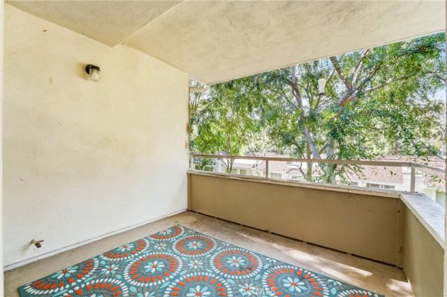 22131 Caminito Vino, Laguna Hills, CA 92653