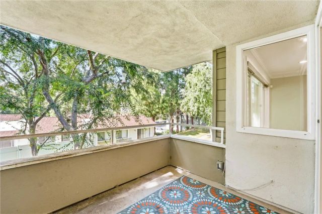 22131 Caminito Vino, Laguna Hills, CA 92653