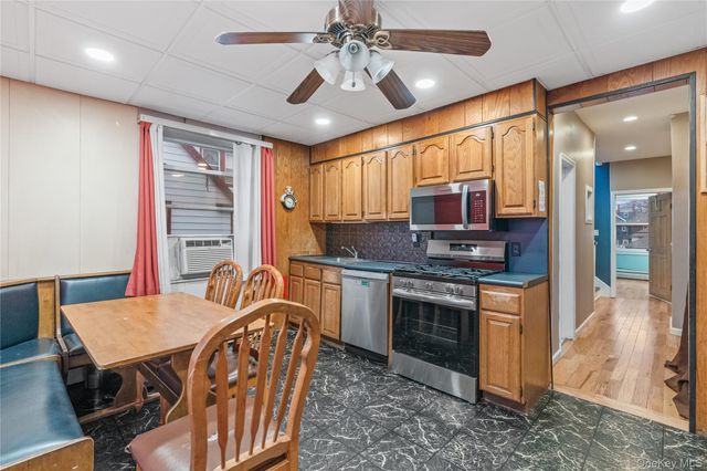 240 N Fulton Avenue, Mount Vernon, NY 10552