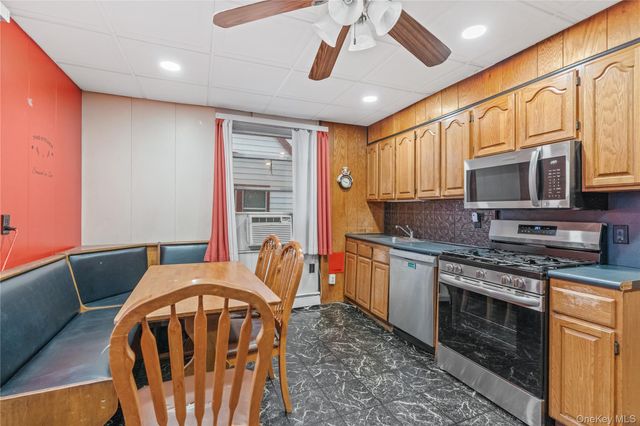 240 N Fulton Avenue, Mount Vernon, NY 10552