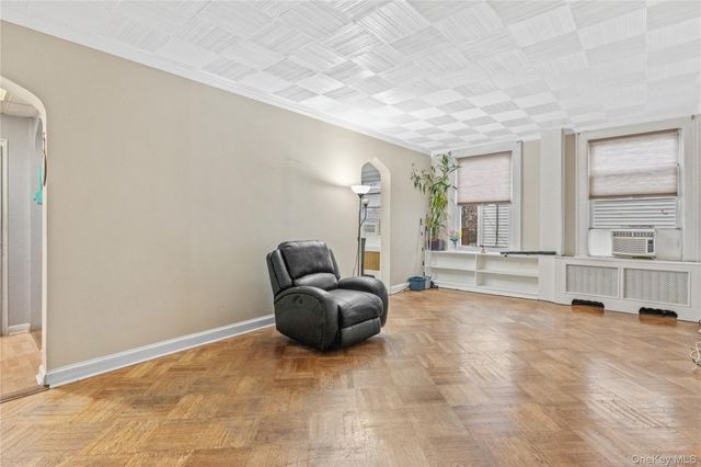 240 N Fulton Avenue, Mount Vernon, NY 10552