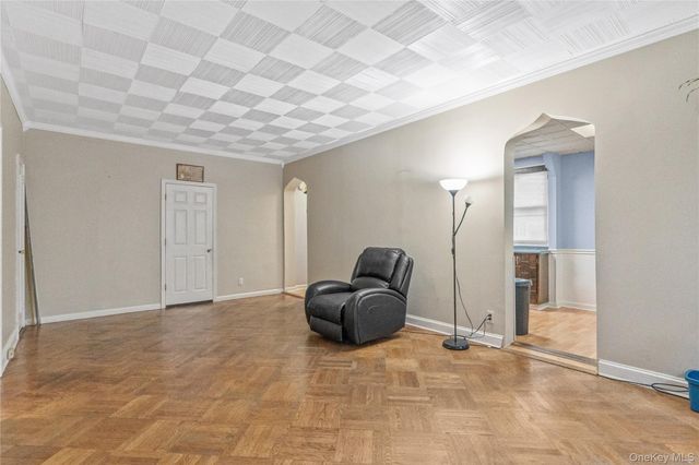 240 N Fulton Avenue, Mount Vernon, NY 10552