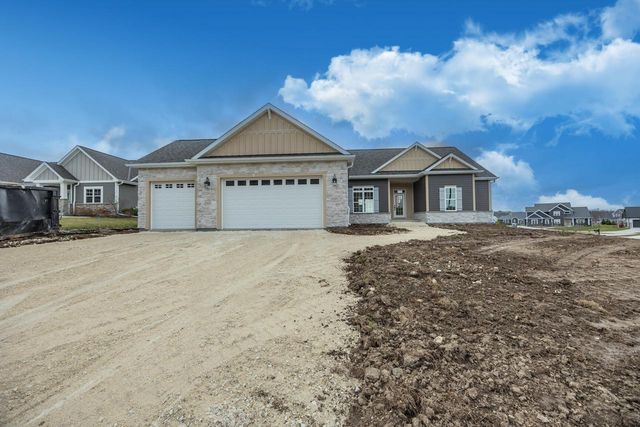W198N4901 Hickory STREET, Menomonee Falls, WI 53051