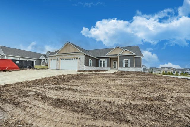 W198N4901 Hickory STREET, Menomonee Falls, WI 53051