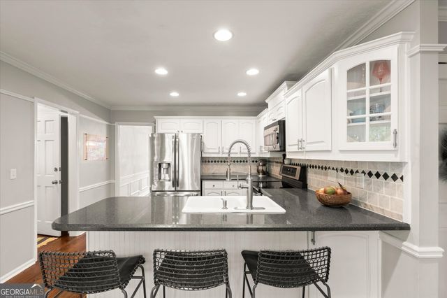 4069 Bittersweet Drive NE, Roswell, GA 30075