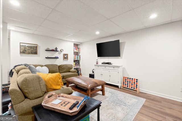 4069 Bittersweet Drive NE, Roswell, GA 30075