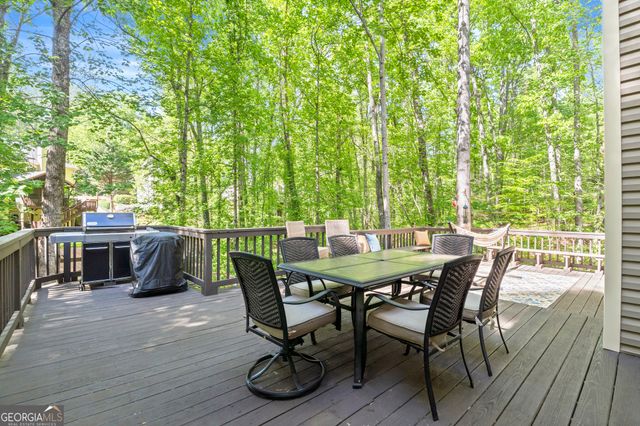 4069 Bittersweet Drive NE, Roswell, GA 30075