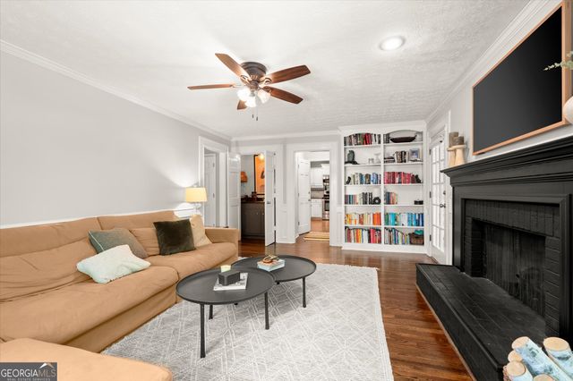 4069 Bittersweet Drive NE, Roswell, GA 30075