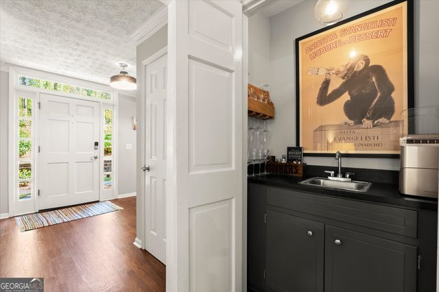 4069 Bittersweet Drive NE, Roswell, GA 30075