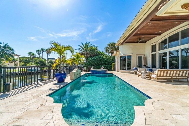 18 Sabal Island Drive, Ocean Ridge, FL 33435