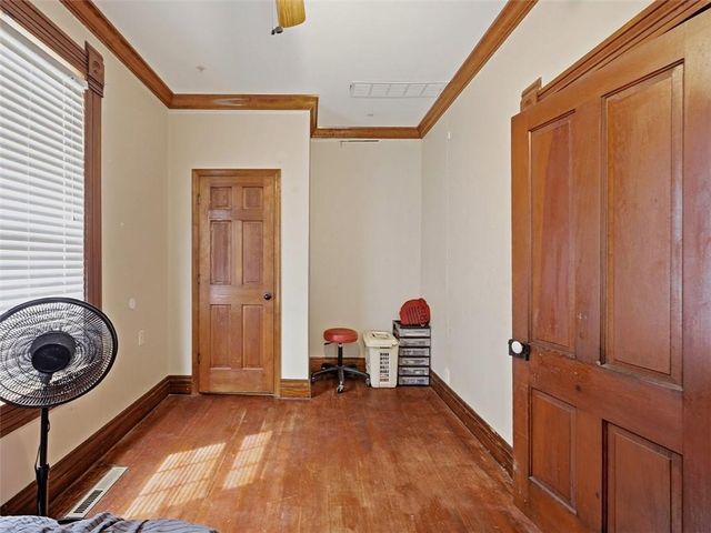 2804 Garland Street, Leavenworth, KS 66048