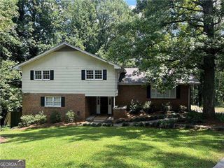 2745 Cardinal Lake Circle, Duluth, GA 30096