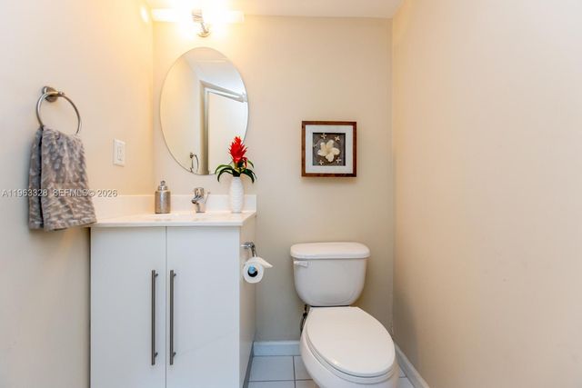 3000 S Ocean Dr 316, Hollywood, FL 33019