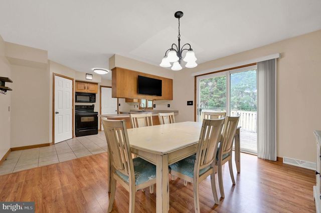 13 SPRINGWOOD DR, Dover, DE 19904