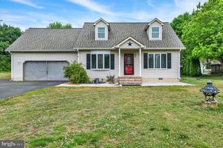 13 SPRINGWOOD DR, Dover, DE 19904