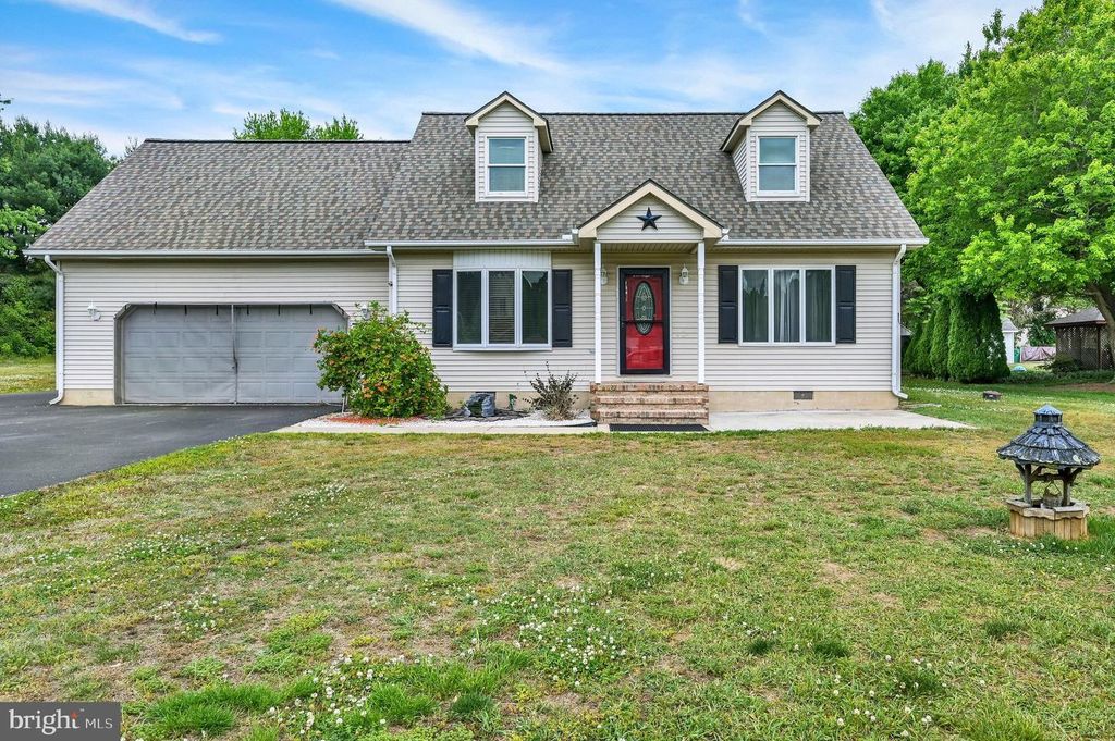 13 SPRINGWOOD DR, Dover, DE 19904