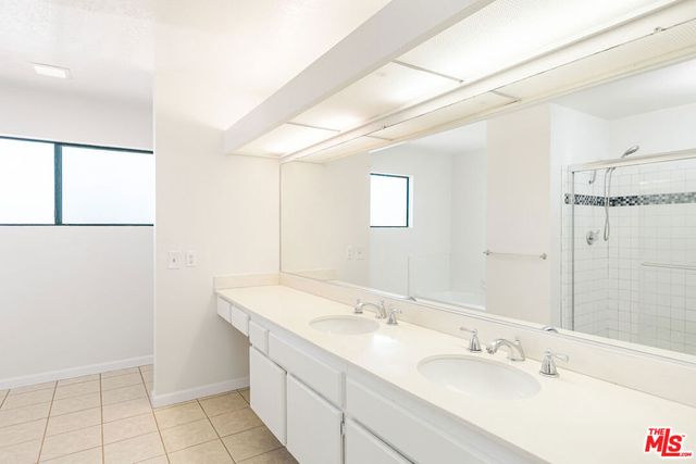828 Whitewater Drive 17, Fullerton, CA 92833