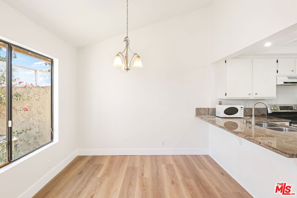 Image 13 of property listing at 828 Whitewater Drive 17, Fullerton, CA 92833