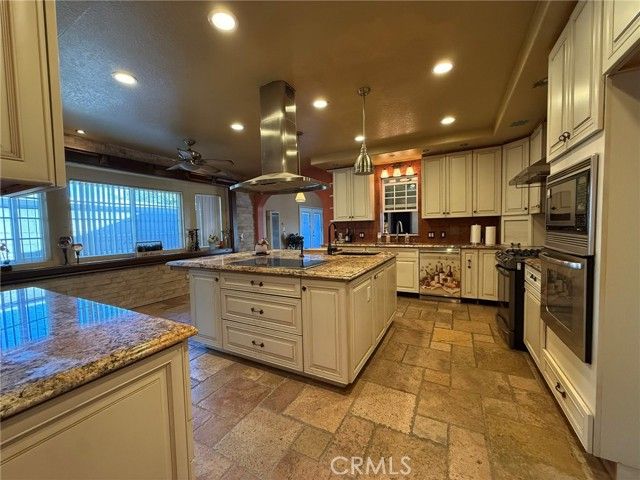 18284 9th Street, Bloomington, CA 92316