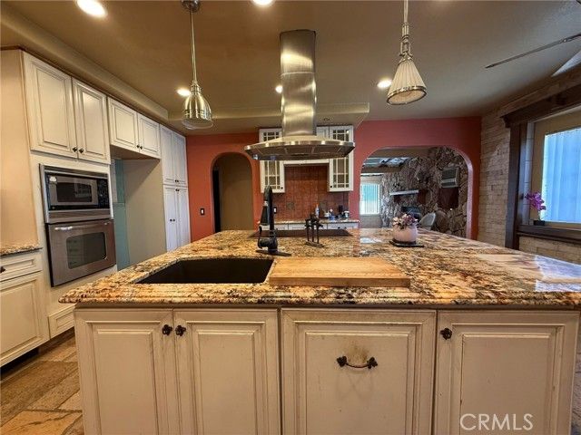 18284 9th Street, Bloomington, CA 92316