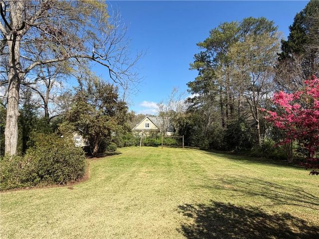 27 Carmichael Street, Mcdonough, GA 30253