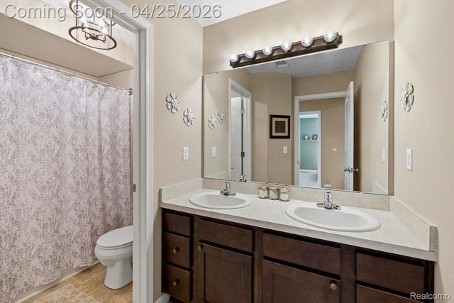 1760 Stonehouse Drive, Unadilla Township, MI 48137