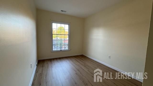 431-437 Main Street 2A, Metuchen, NJ 08840