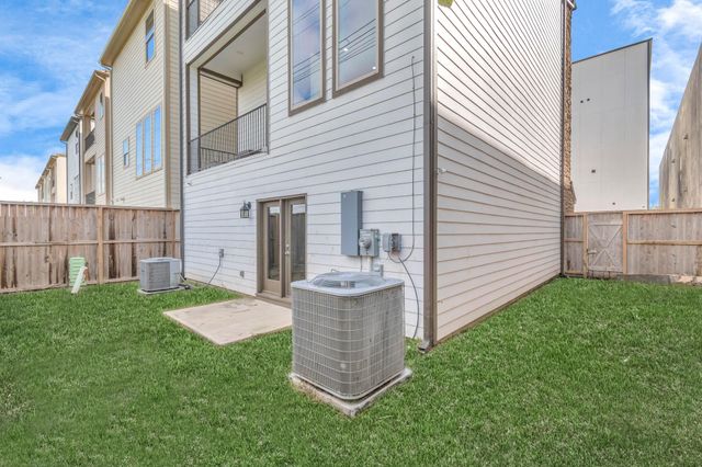 4962 Edison Park Lane, Houston, TX 77081