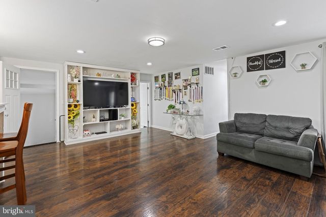 3512 WAGON TRAIN RD, Middle River, MD 21220