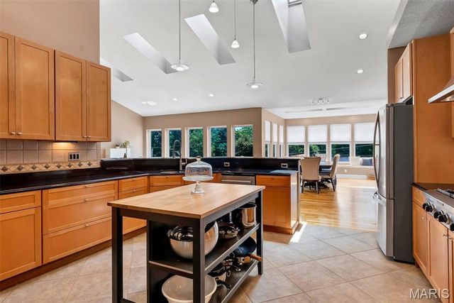 4428 South Fork Road, High Ridge, MO 63049