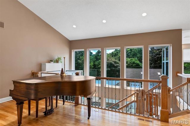 4428 South Fork Road, High Ridge, MO 63049
