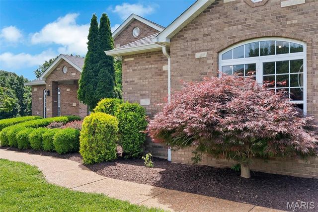 4428 South Fork Road, High Ridge, MO 63049