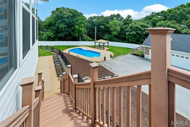 4428 South Fork Road, High Ridge, MO 63049