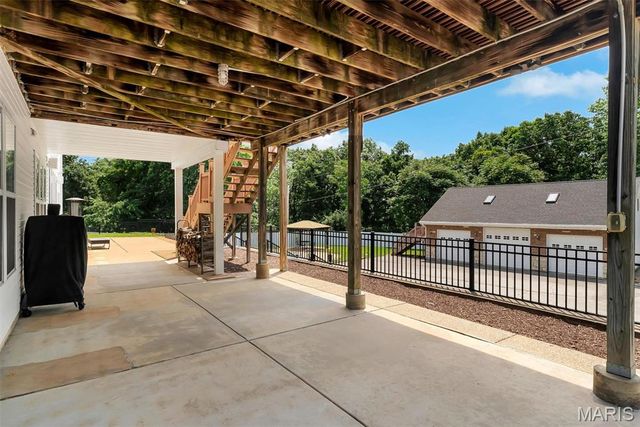 4428 South Fork Road, High Ridge, MO 63049