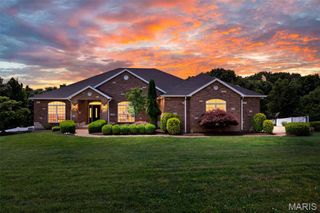 4428 South Fork Road, High Ridge, MO 63049