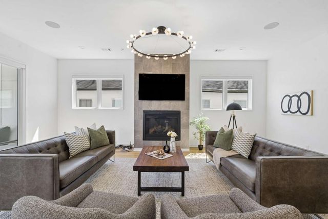 32 Walthall Street NE A, Atlanta, GA 30307