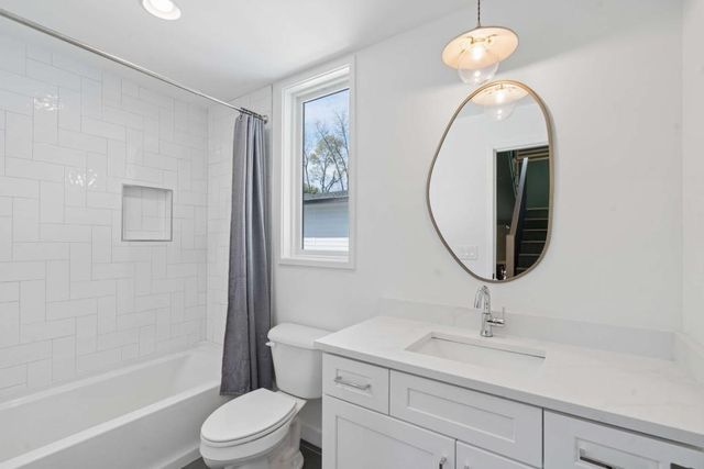 32 Walthall Street NE A, Atlanta, GA 30307