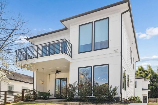 32 Walthall Street NE A, Atlanta, GA 30307