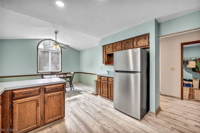 9841 Brookline Oval, Strongsville, OH 44136