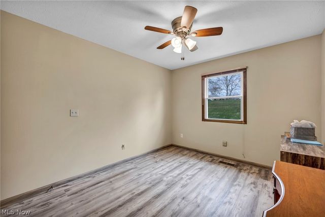 9841 Brookline Oval, Strongsville, OH 44136