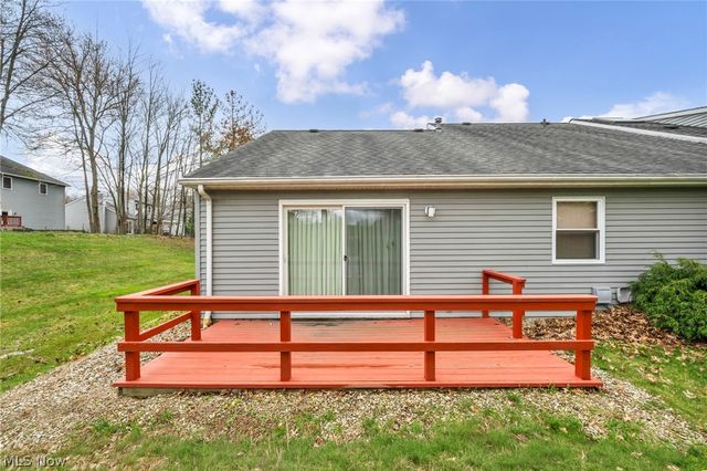 9841 Brookline Oval, Strongsville, OH 44136