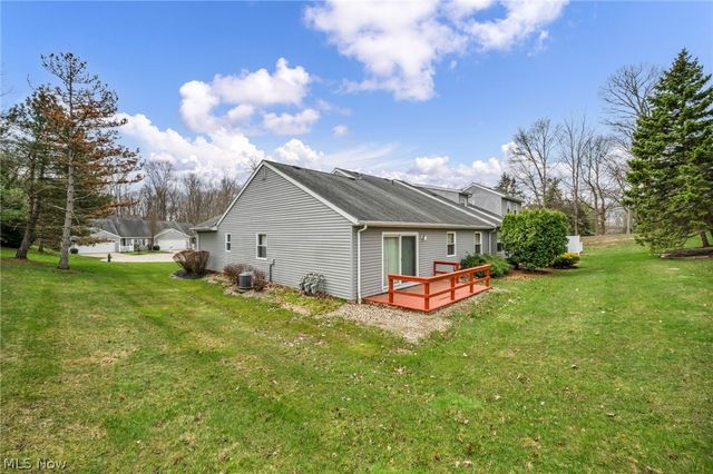 9841 Brookline Oval, Strongsville, OH 44136