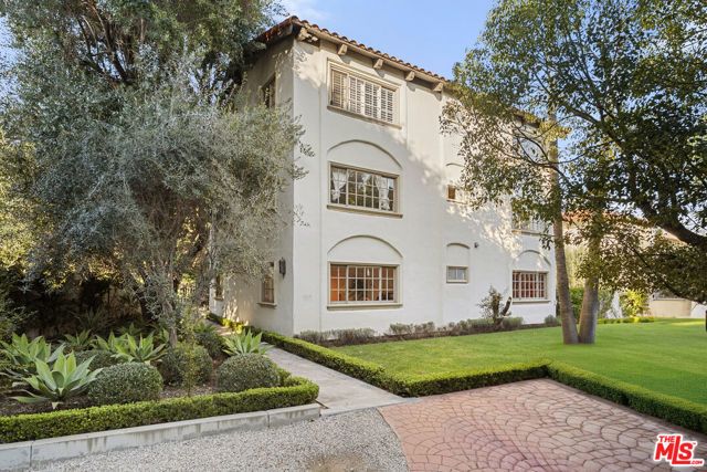 906 Benedict Canyon Drive, Beverly Hills, CA 90210