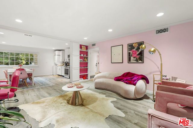 906 Benedict Canyon Drive, Beverly Hills, CA 90210