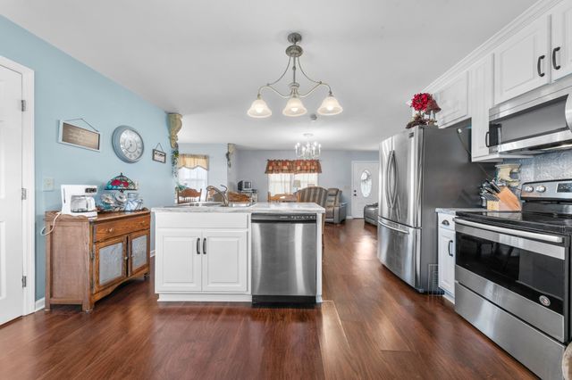 96 Liberty Rd, Winchester, TN 37398