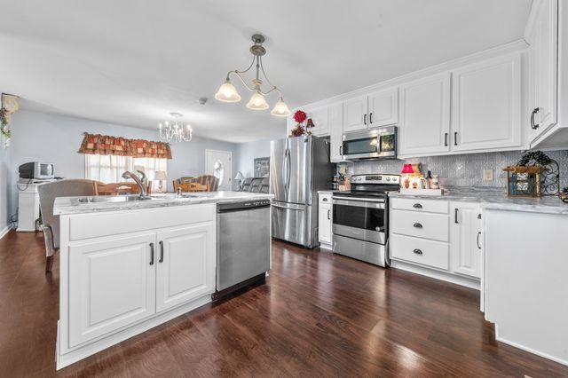 96 Liberty Rd, Winchester, TN 37398