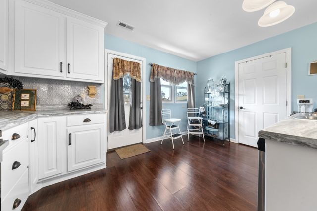 96 Liberty Rd, Winchester, TN 37398