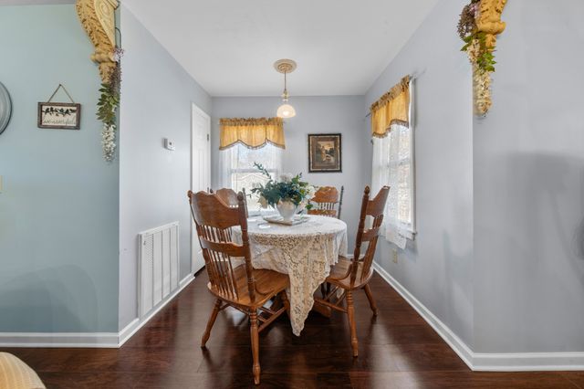 96 Liberty Rd, Winchester, TN 37398