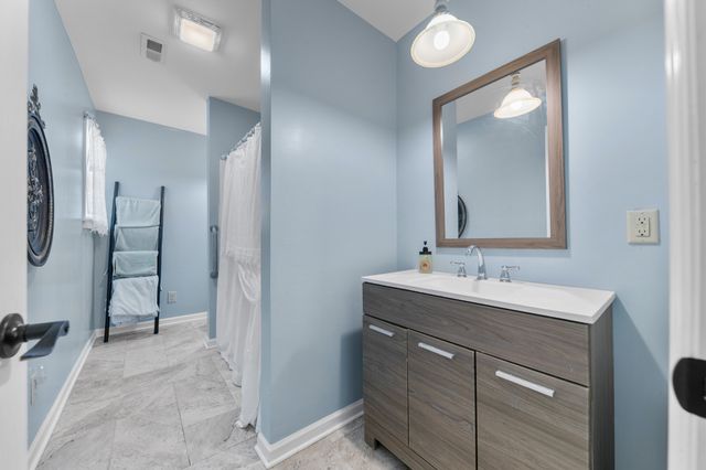 96 Liberty Rd, Winchester, TN 37398